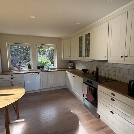 Holiday home And Family Friendly House *